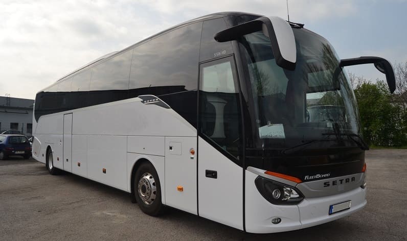 Centre-Val de Loire: Buses company in Châteauroux in Châteauroux and France