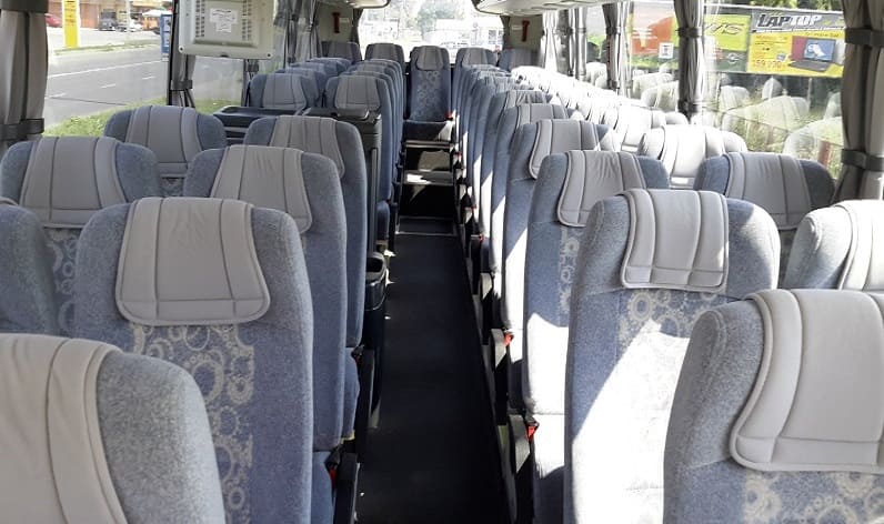 France: Coaches operator in Auvergne-Rhône-Alpes in Auvergne-Rhône-Alpes and Oullins